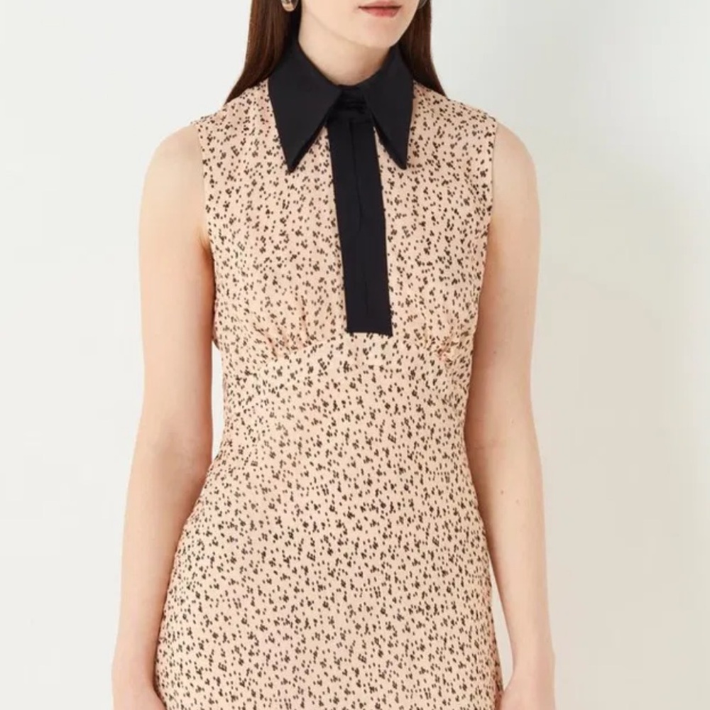 Finery Elegant Cream and Black Sleeveless Dress